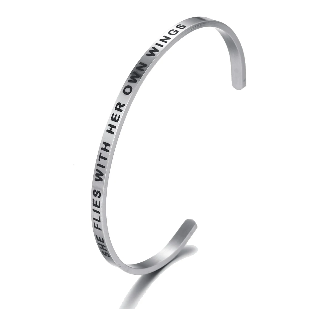 Браслет с мантрой и крыльями она летает цитатами из нержавеющей стали | Украшения