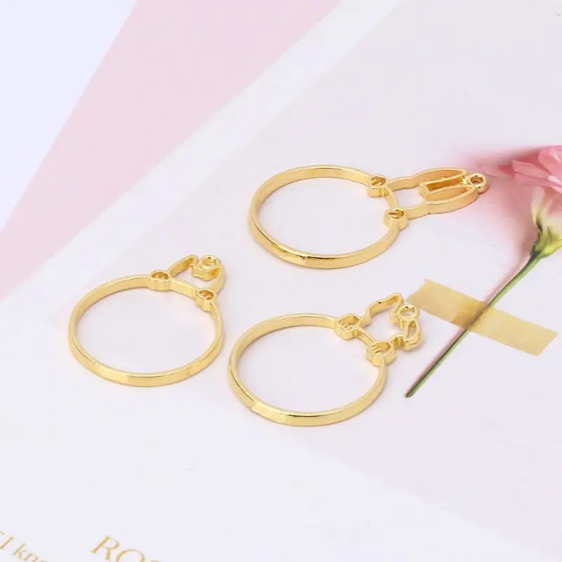 

3Pcs Hidden Cat Dog Rabbit Round Hollow Frame Pendant Bezel Resin Jewelry Making