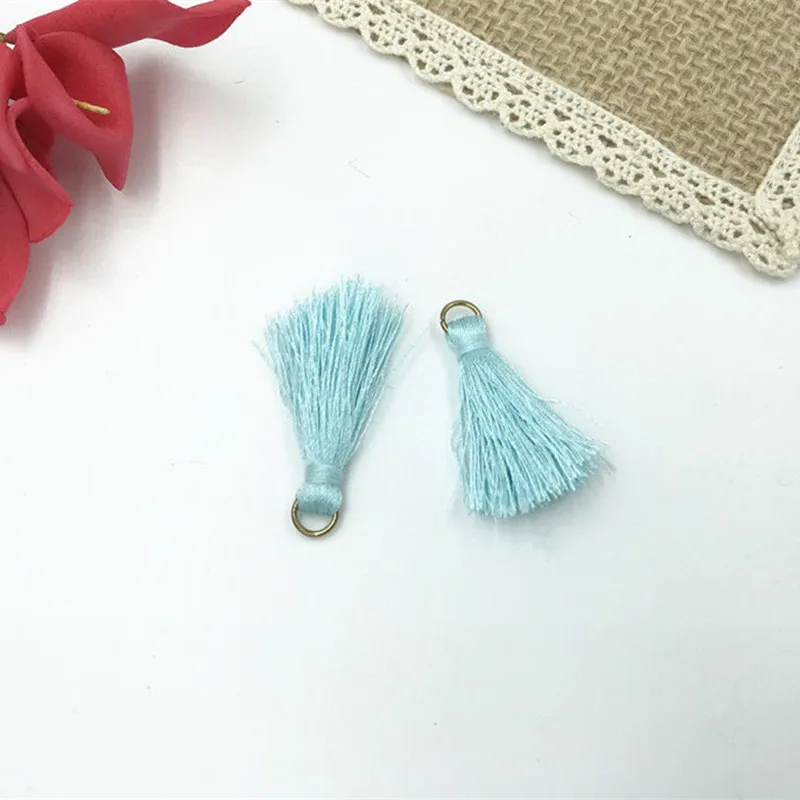 Light blue--40PCS DIY 40 шт шелковые кисточки кулон сумка серьги ювелирные изделия брелок аксессуары 35 мм - Цвет: Light blue--40PCS