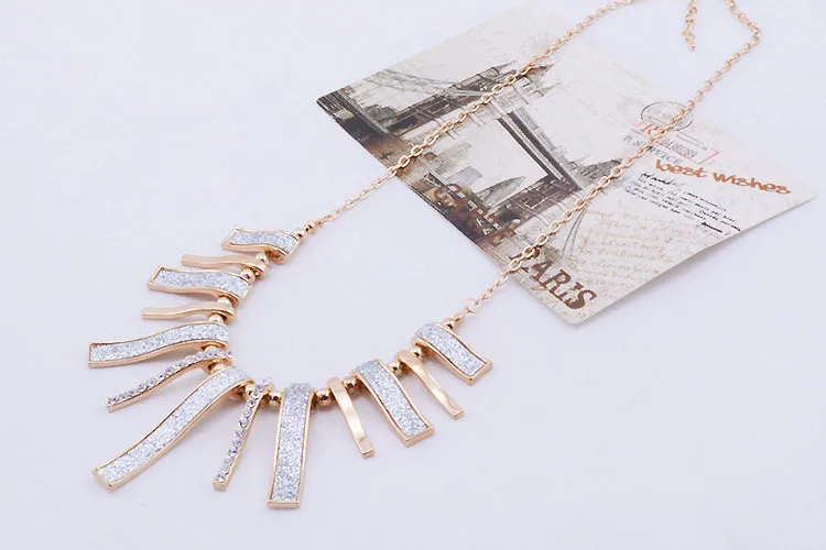 Корейская женская мода преувеличенное геометрическое белое матовое массивное