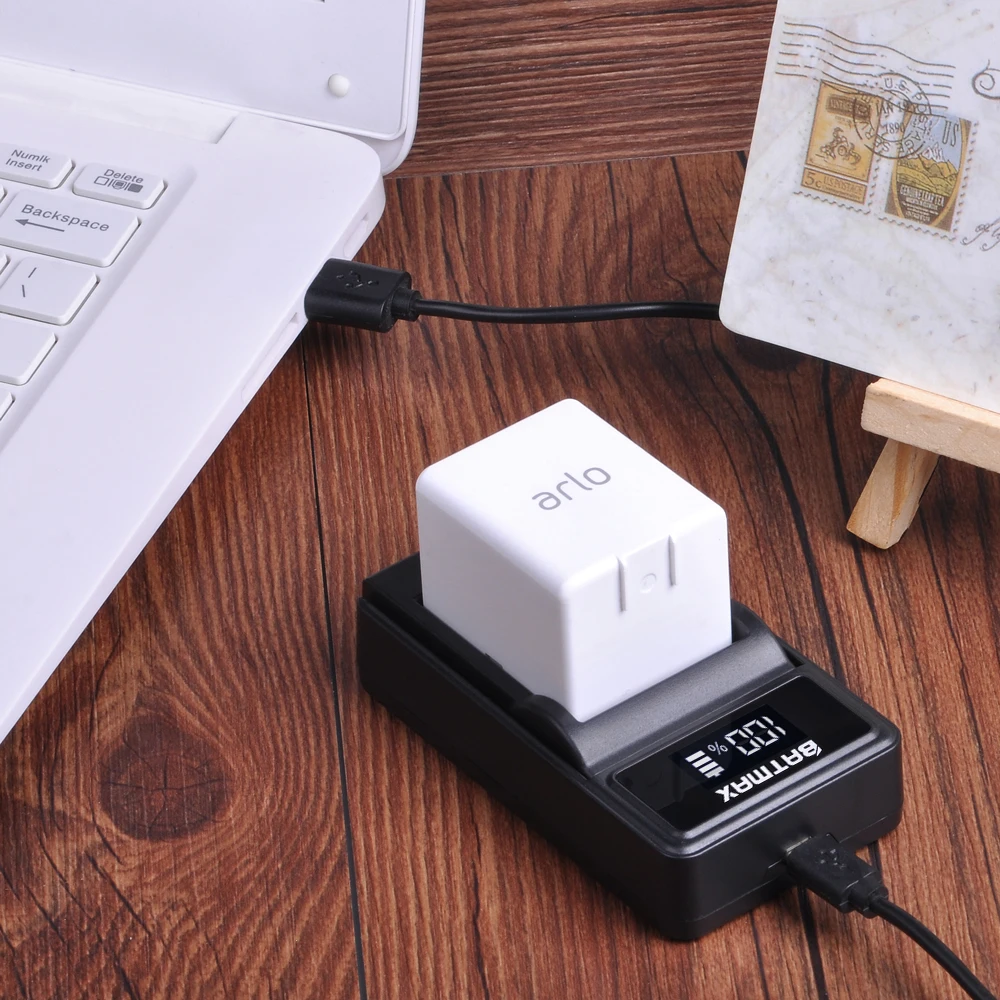 Устройство зарядное Batmax со светодиодный ным дисплеем и USB светильник том для