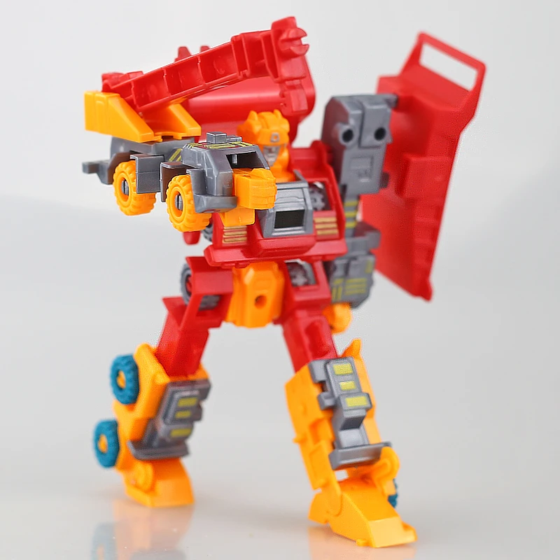 Горячая 3 в 1 фигурку атаки на Titan аниме робот фигурки автомобиль Стайлинг роботы