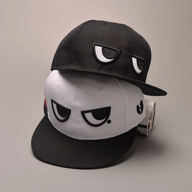 Бейсболка с рисунком глаз для мужчин черная или белая Повседневная