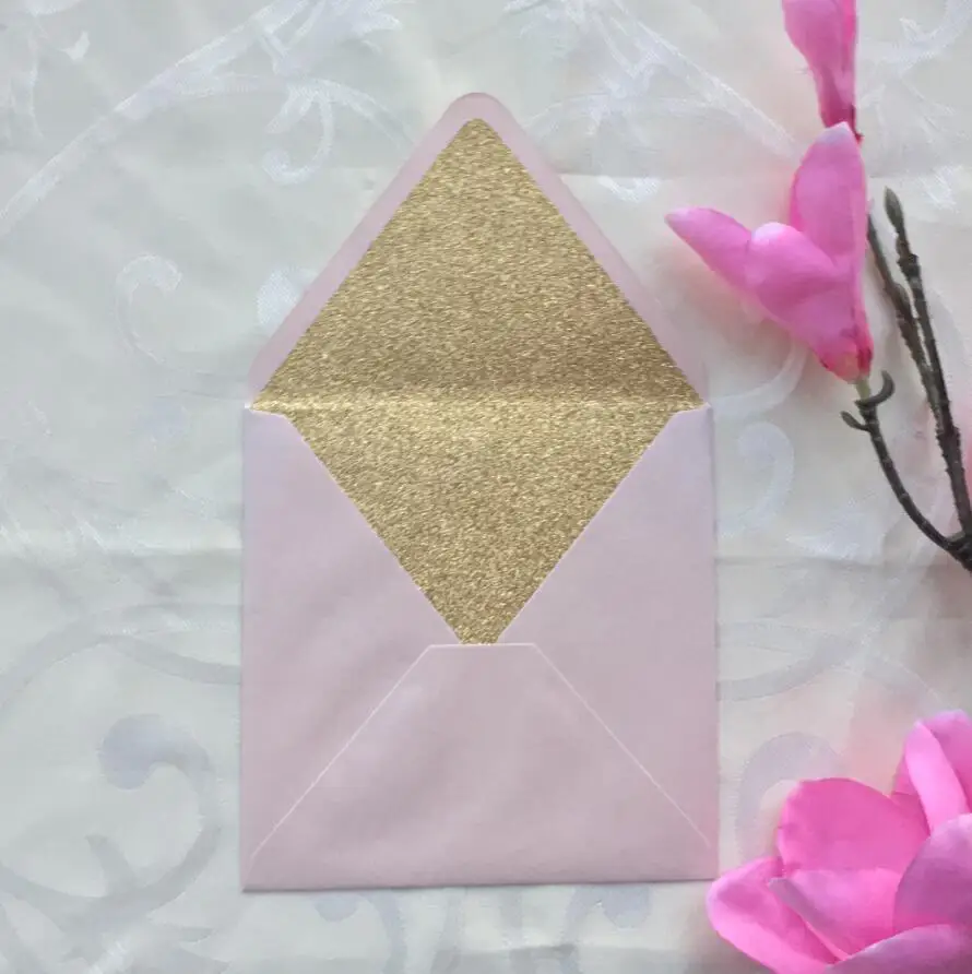 Лазерная резка под заказ розовая карманная пригласительная открытка для