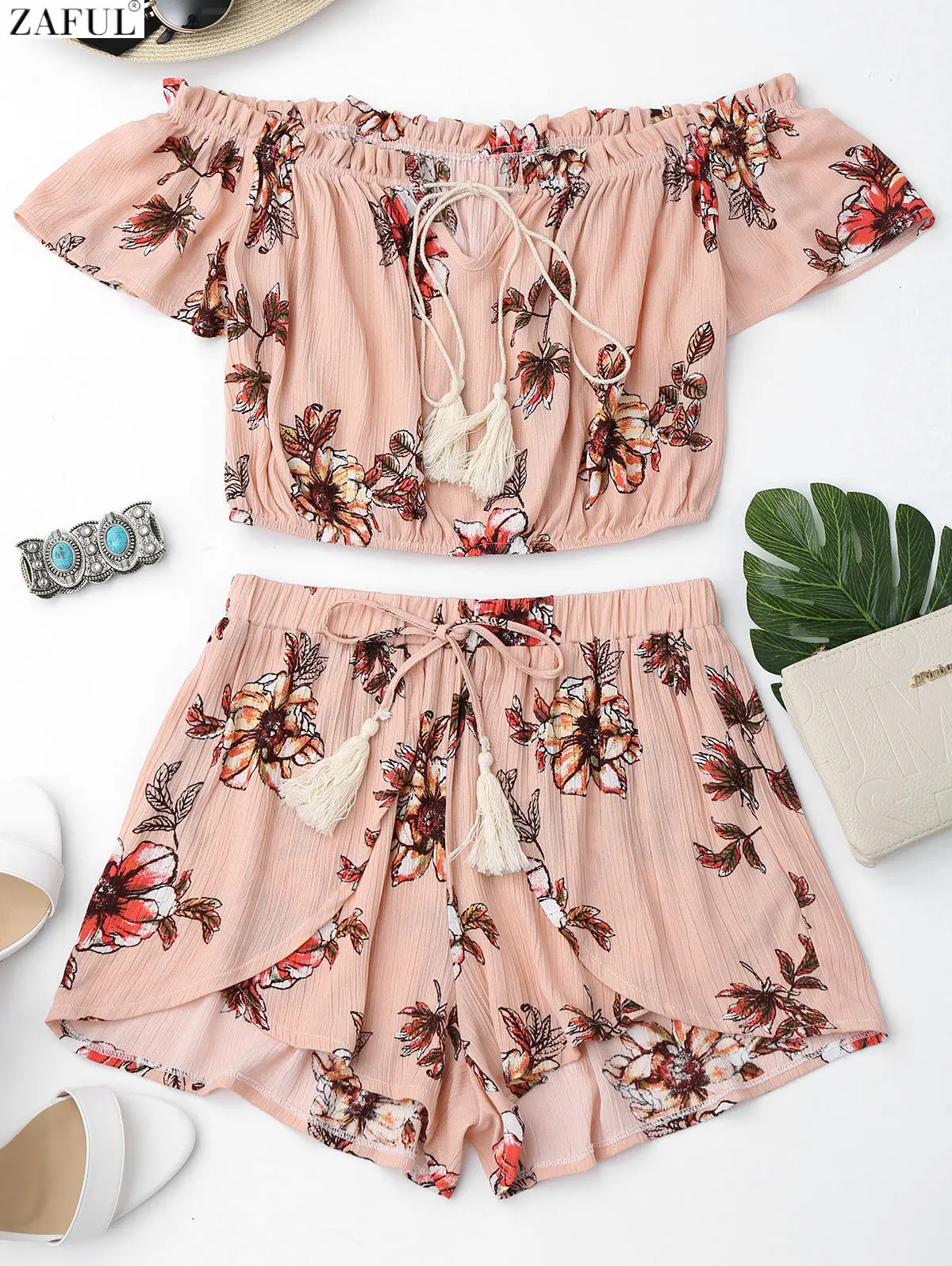 Женский летний комплект из двух предметов с открытыми плечами и оборками|shorts