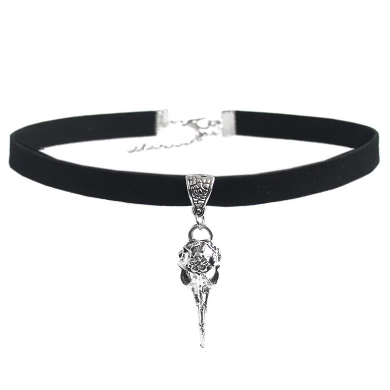 

1pcs Fashion Jewelry Choker Necklace Black 10mm Flat Faux Suede Cord Crow Raven Bird Skull Charm 13" Choker Necklace