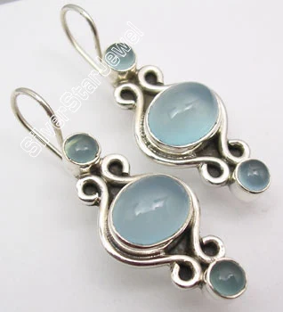 Chalcedony Chanti Международный Серебряный невиданный красный гранат 3 драгоценных камней дизайнерские милые серьги-подвески 3,8 см - Окраска металла: Chalcedony
