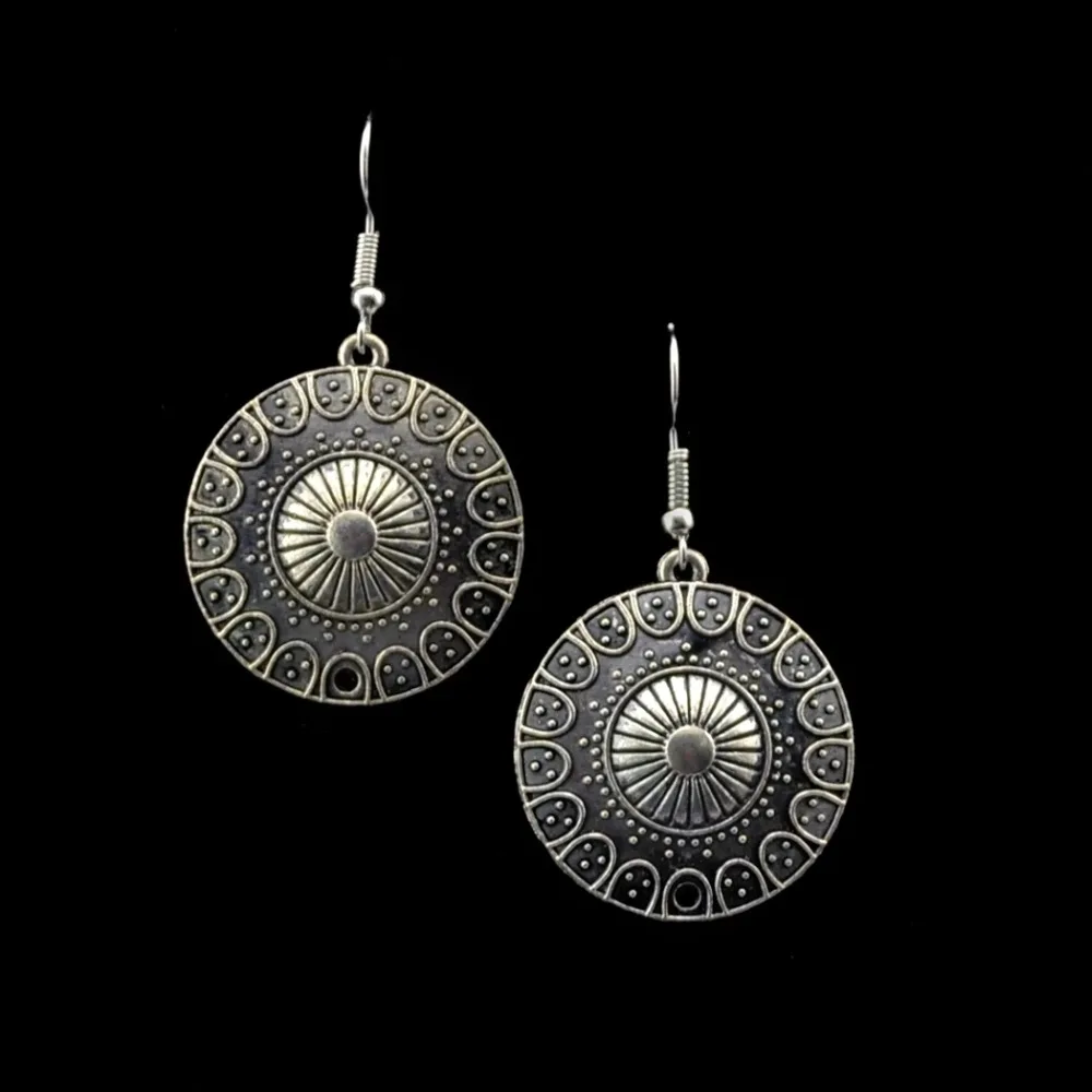 Богемные индийские яркие серьги Jhumka геометрические серьги-капельки в стиле