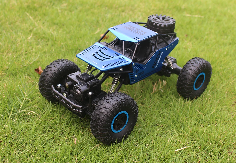 1:16 Рок Гусеничный пульт дистанционного управления автомобиль RC автомобиль машины на радиоуправлении led 2,4 Ghz 4WD внедорожник C008