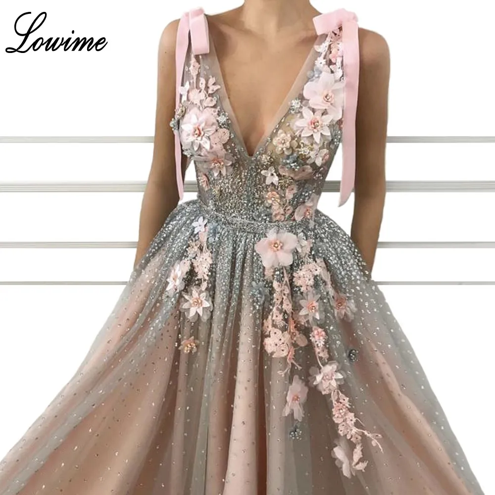 Special Arabic Couture Prom Dresses 2019 Long A-Line V-Neck Evening Party Gowns Red Carpet Flowers Celebrity Vestidos De Festa
