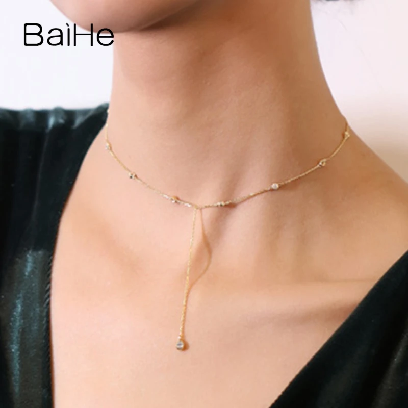 Ювелирные изделия из 18-каратного желтого золота с натуральными бриллиантами 0.30ct