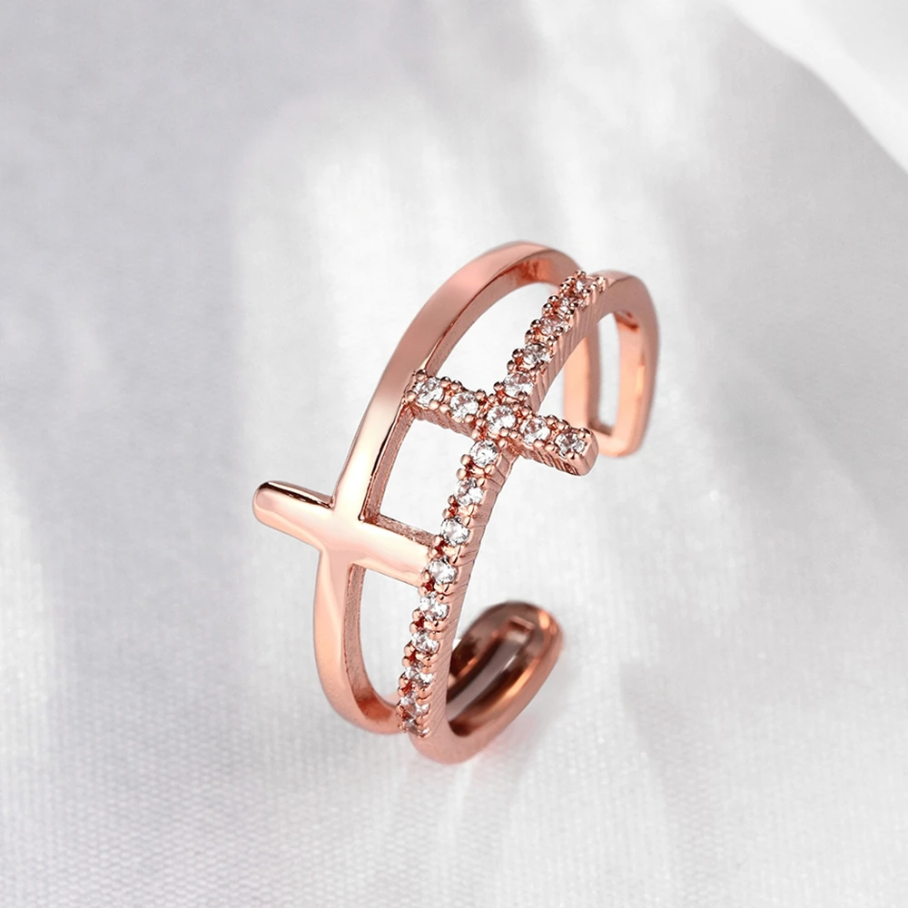 Модное классическое ювелирное изделие золотого цвета с кристаллами