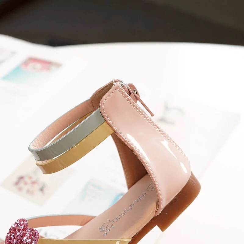 Сандалии на плоской подошве для девочек с ремешком щиколотке|Сандалии| |