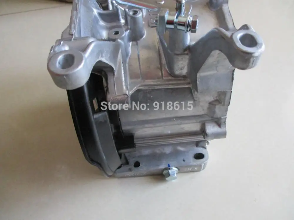 

EX17 CRANKCASE 6HP 169CC 4 STROKE GASOLINE ENIGNE PARTS