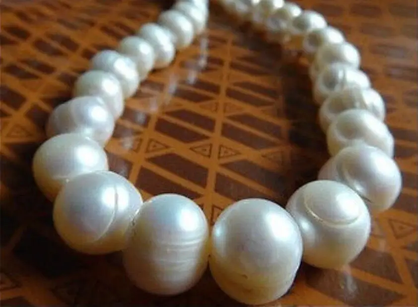 

huge 12-14mm white freshwater baroque pearl necklace 46CM