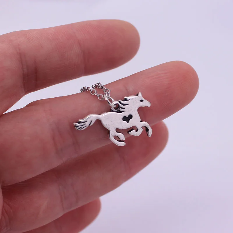 

hzew cute little heat horse pendant necklace horse necklaces gift