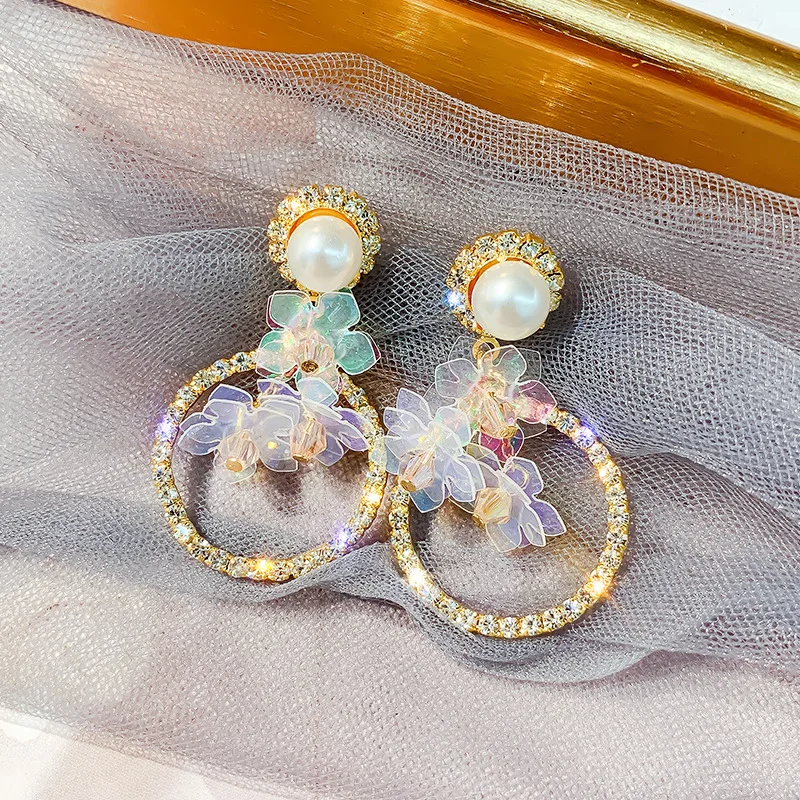 Милые женские серьги гвоздики с кристаллами милые круглые в виде цветов желтого