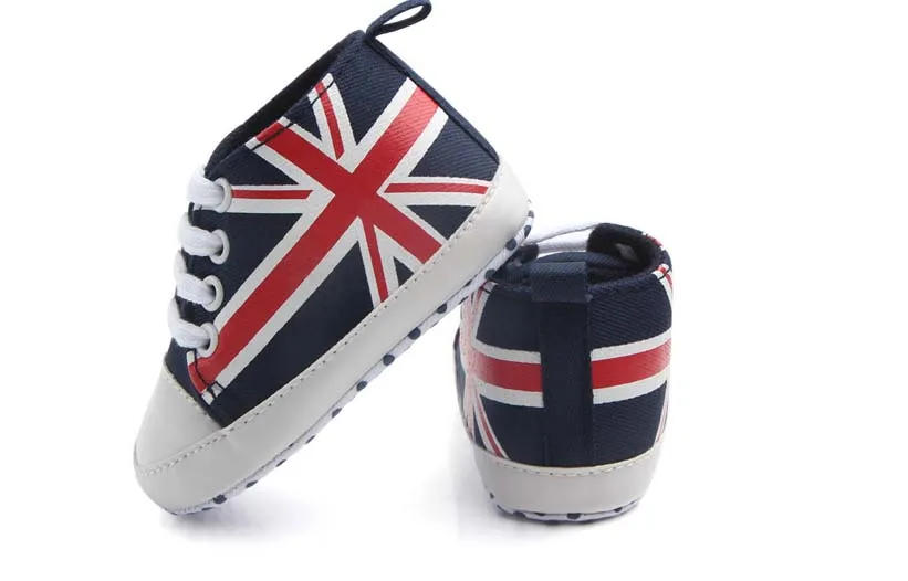 Ботинки детские с мультяшным рисунком мягкая подошва тренировка для