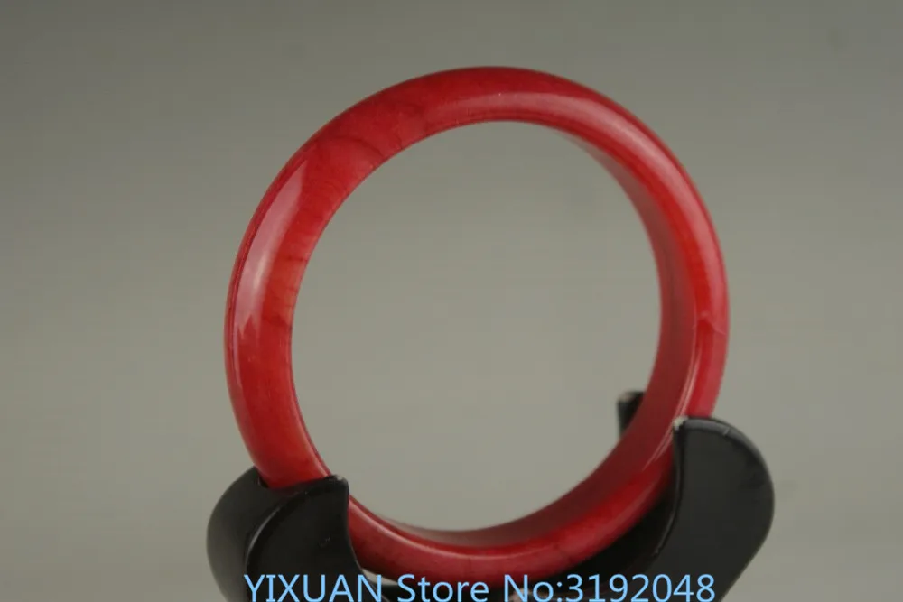 

Chinese jades bangle Beautiful bracelets 60 mm diameter bracelets bangle.