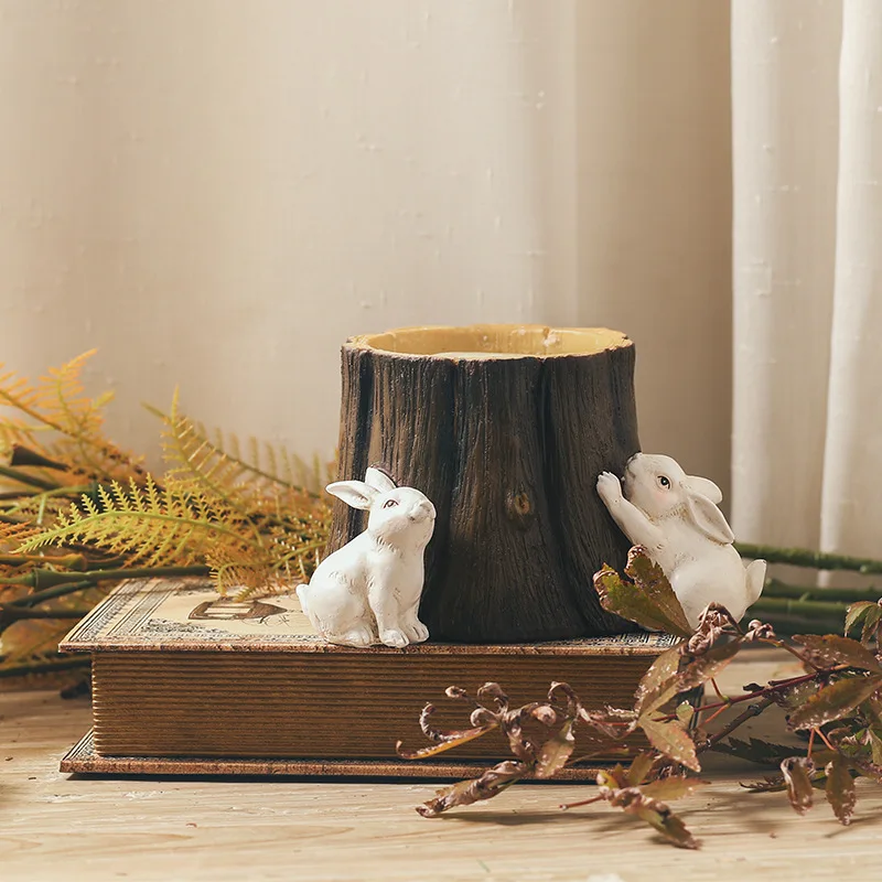 

Christmas Gift Home decoration pen container Rural Creative Container Decorations Study Desktop Resin Pen Cylinder Ornaments