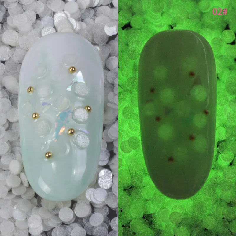 1 коробка Люминесцентная Световой Nail Книги по искусству пайетки он Звезда