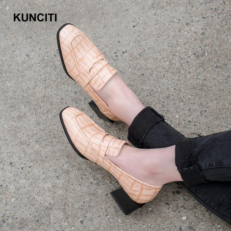 KUNCITI/; Туфли-лодочки; женская обувь; женские офисные туфли из тисненой кожи; Туфли Mary Jane с квадратным носком; официальная обувь в европейском стиле; Lotita; G941