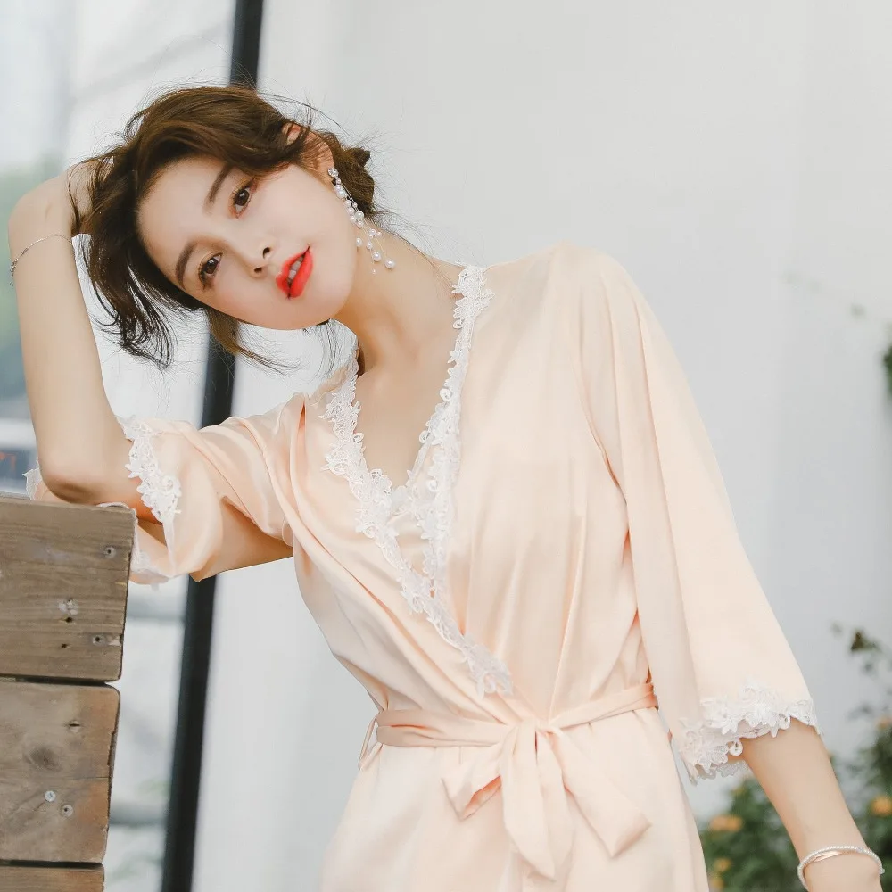 Осенняя сексуальная пижама 2 предмета халат красивое кружевное платье на