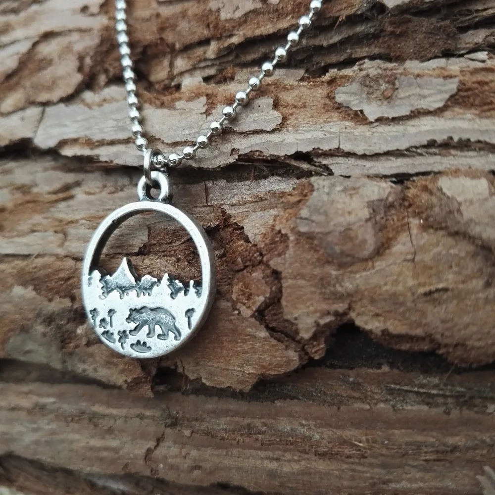 10 шт. Новое модное ожерелье с симпатичным горным медведем Подвеска природным