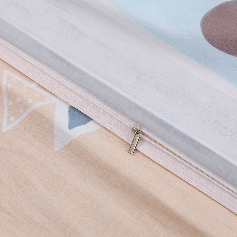 Простое и стильное хлопковое стеганное одеяло с рисунком медведя пододеяльник