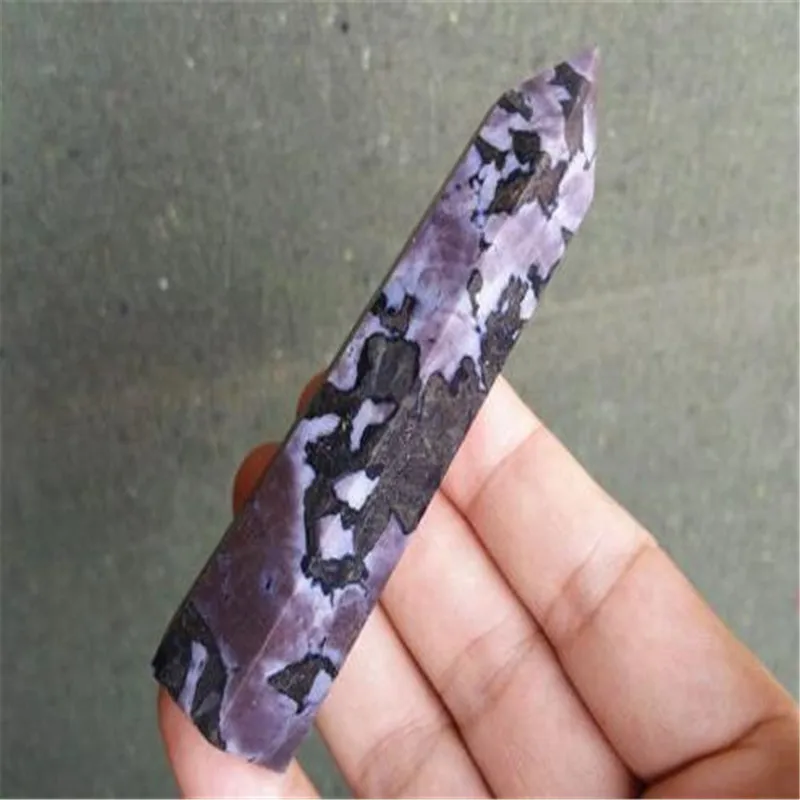 Натуральный кристалл Gabbro полированная точка с Мистик мерлинитом|Камни| |
