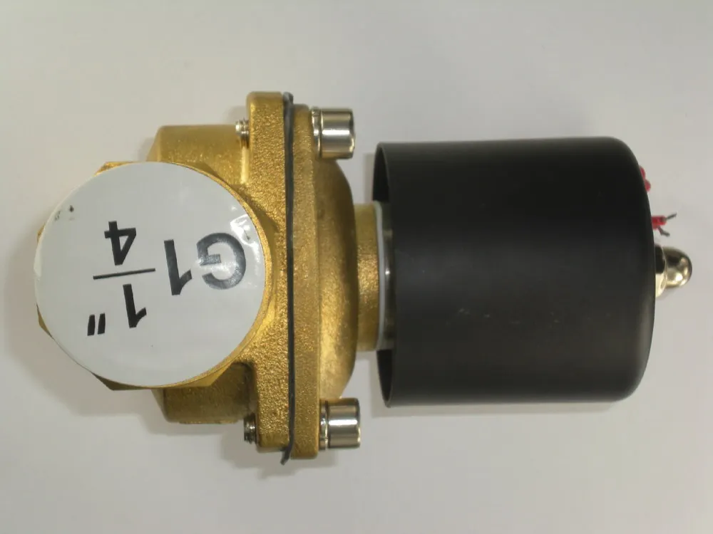 

1-1/4" SOLENOID VALVE 2-WAY New in Box N/C Gas Water Air AC110V