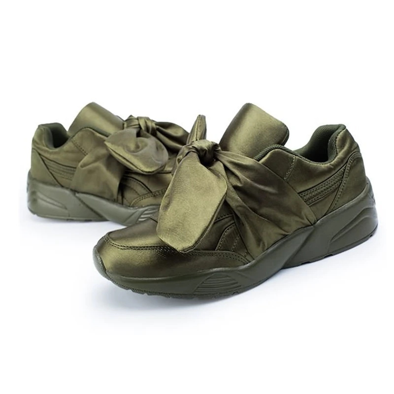 Новая повседневная обувь Женские кроссовки без шнуровки на плоской платформе с