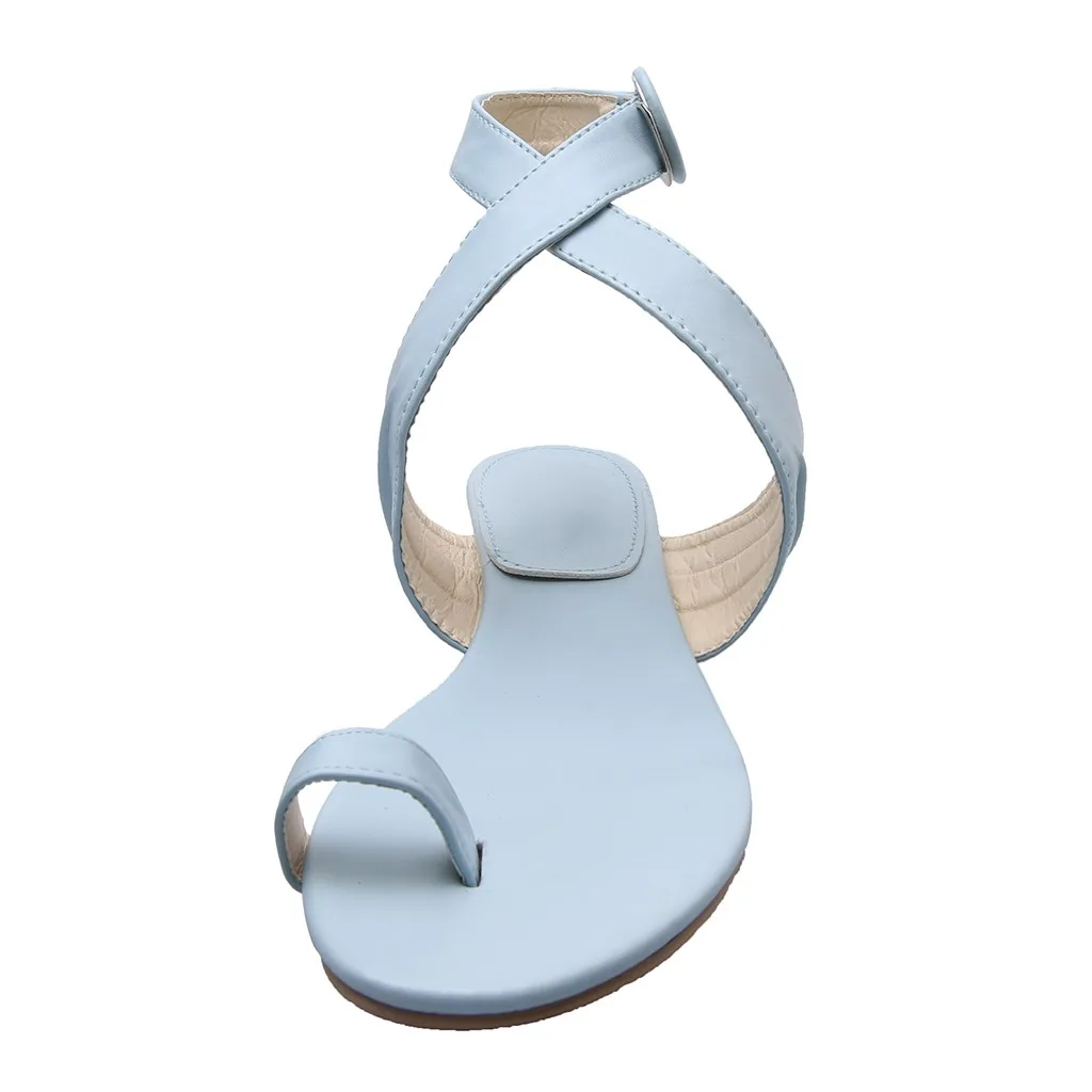 Женские сандалии на квадратном каблуке с ремешком пятке и перекрестной