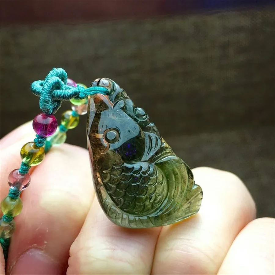 Из натуральной Зеленый Турмалин Кварц рыбы в форме Для женщин Мода Талисманы