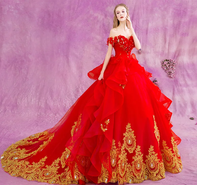 Красное свадебное платье большого размера с золотистой аппликацией по