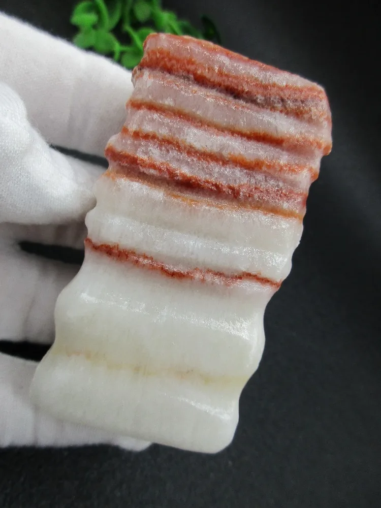 

Натуральный высококачественный натуральный полированный свиной камень фэншуй лечебные минеральные образцы для подарка на Рождество