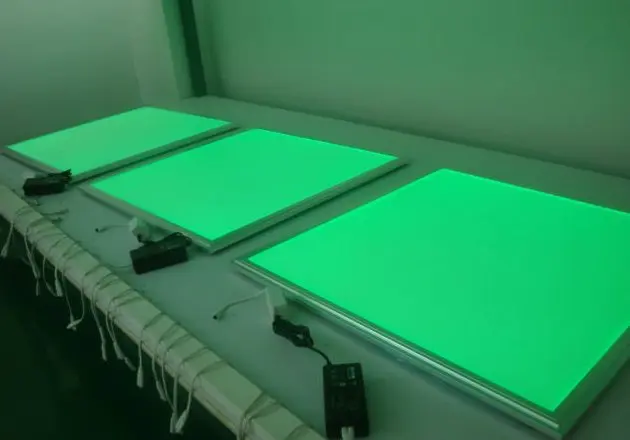 Бесплатная доставка 10 шт./лот 620x620 мм супер тонкая потолочная панель RGB с пультом