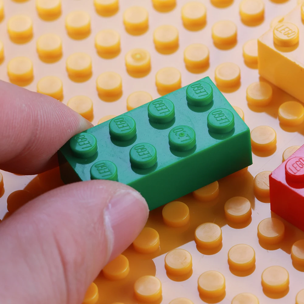 Пластина основание Детская Классическая 32 х32 точки|Блочные конструкторы| |