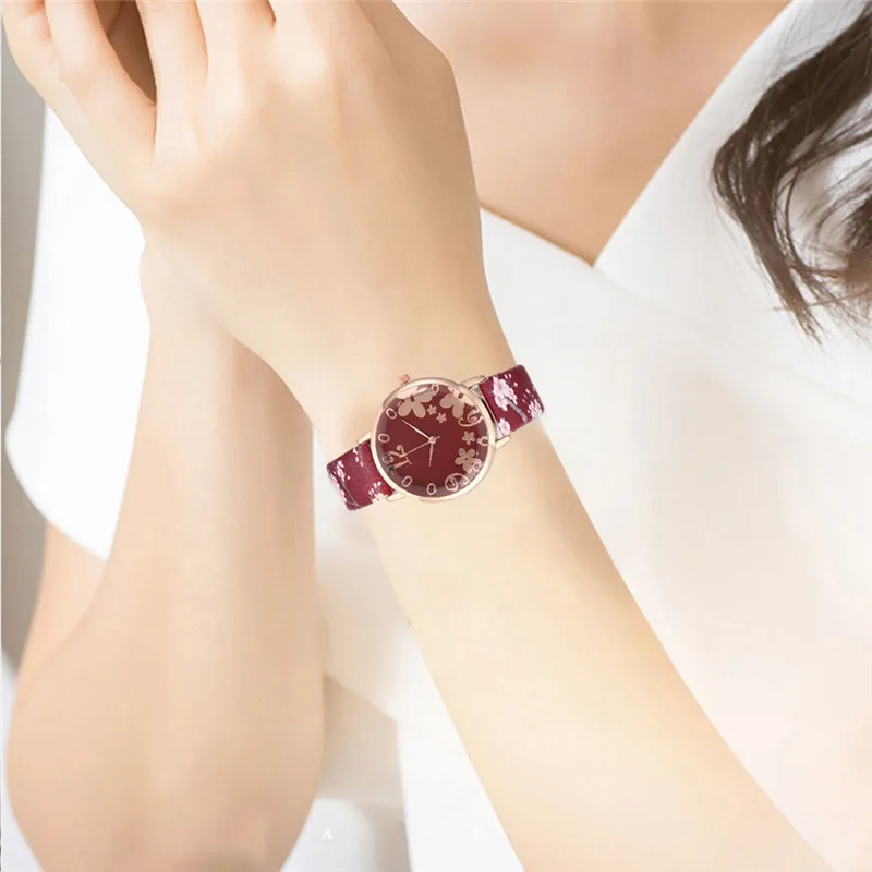 

2020 Fashion Women Quartz watch Delicate Embossed Flowers Small Fresh Printed Belt Ladies Student dress clock Watches Gift A3