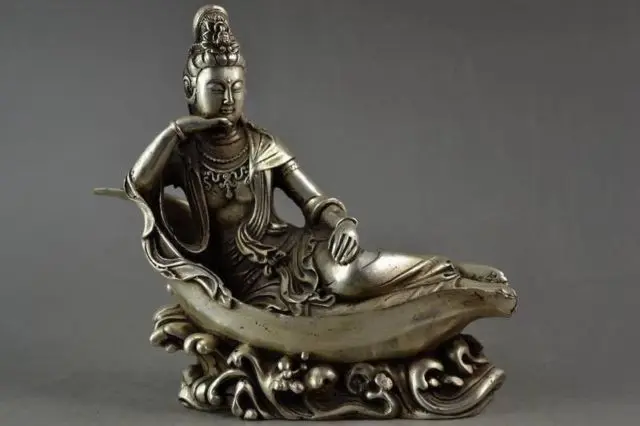 

Elaborate Chinese Old Tibetan Silver Kwan -Yin Leisurely Lie On Lotus Statue