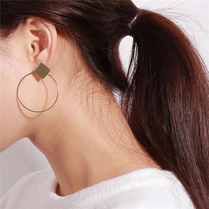 Большие металлические серьги-гвоздики золотого и серебряного цвета для женщин