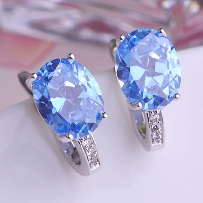 Blucome, медные, зеленые гвоздики, серьги, золотой цвет, круглые, маленькие, стразы, циркон, D, серьги, любовь, Brinco, женские серьги, Bijoux Pendientes - Окраска металла: light blue