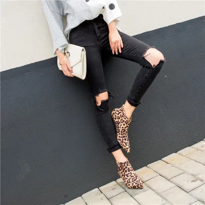 Осень-зима модные Ботильоны леопардовой расцветки Для женщин на высоком