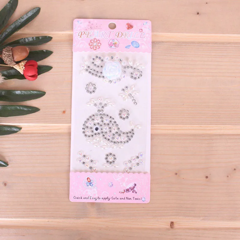 

Acrylic Crystal Rhinestone Toys Sticker DIY Decal Mobile/Pc Art Crystal Diamond Adhesive Stickers Whale 5pcs/lot
