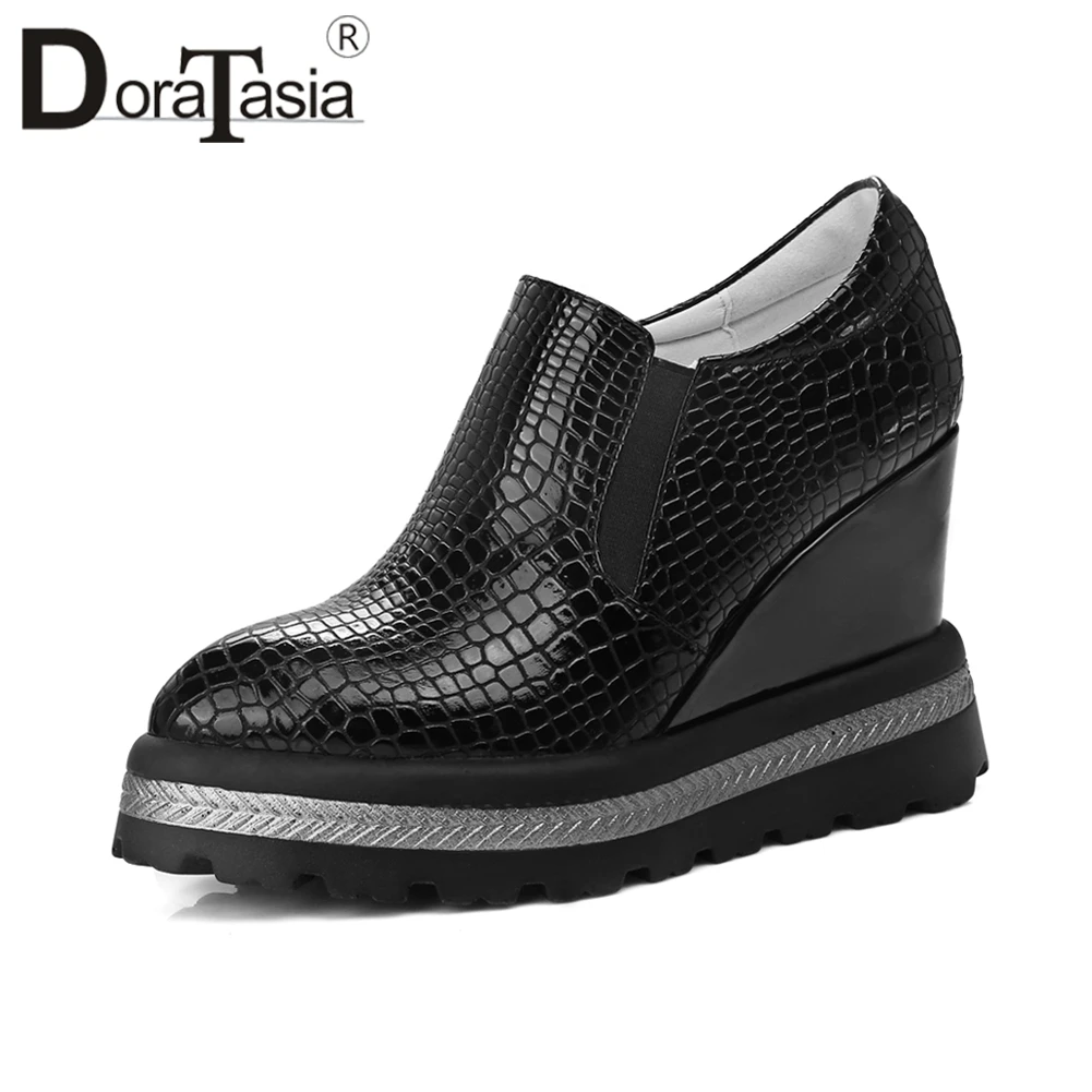 DORATASIA/размеры 32-42; Лидер продаж; модные туфли на плоской платформе с резным узором; женские мокасины на танкетке; женская обувь на высоком каблуке
