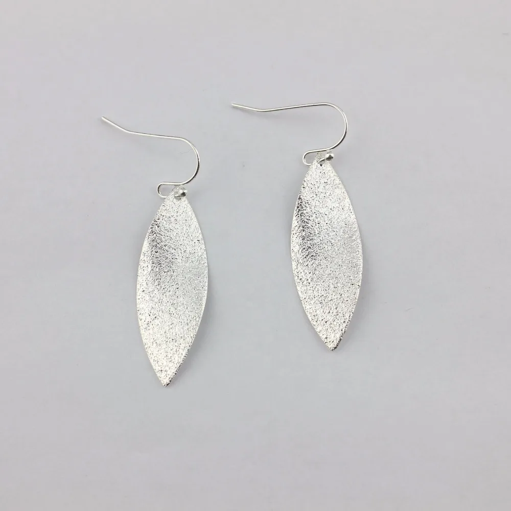 2020 Горячее предложение Брендовая Дизайнерская обувь Вдохновенный металлический