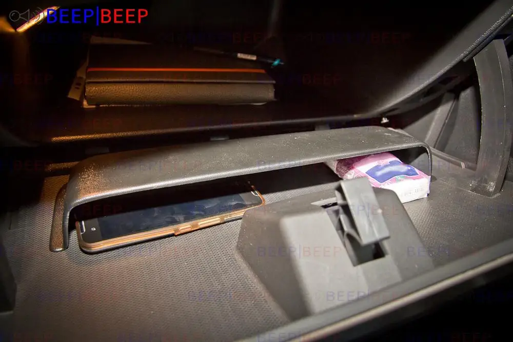 Карманы-органайзеры в перчаточном ящике и подстаканнике для Lada Vesta 2015 АБС-пластик