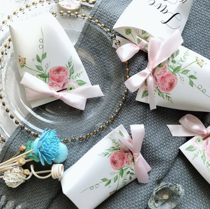 50 шт. Свадебный розовый diy цветок печати бумага коробка конфет с лентой 7 видов стилей упаковки подарков коробки для гость