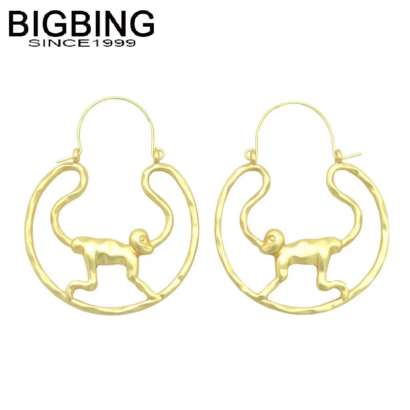V168 BIGBING ювелирные изделия Модные золотые полые круглые серьги-гвоздики с обезьяной модные ювелирные изделия Модные женские серьги хорошее качество