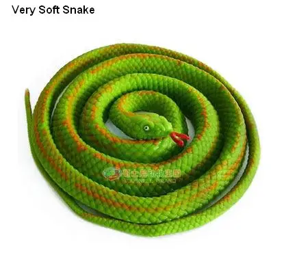 Мягкая игрушка-змея пластиковая змея рандомная прикольная розыгрыш страшная |